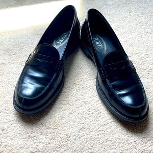 Tod's black leather loafers